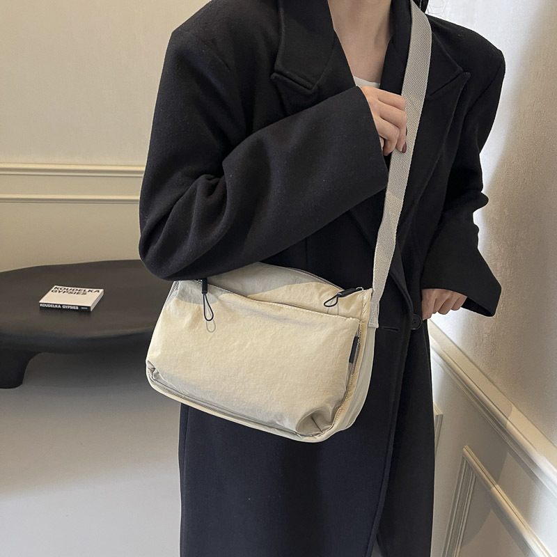 Interior Design Class - Tas Selempang untuk Wanita Tas Bahu