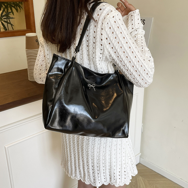 Tas Tote Lembut Kasual Besar R - Interior Design Class ulasan dan harga