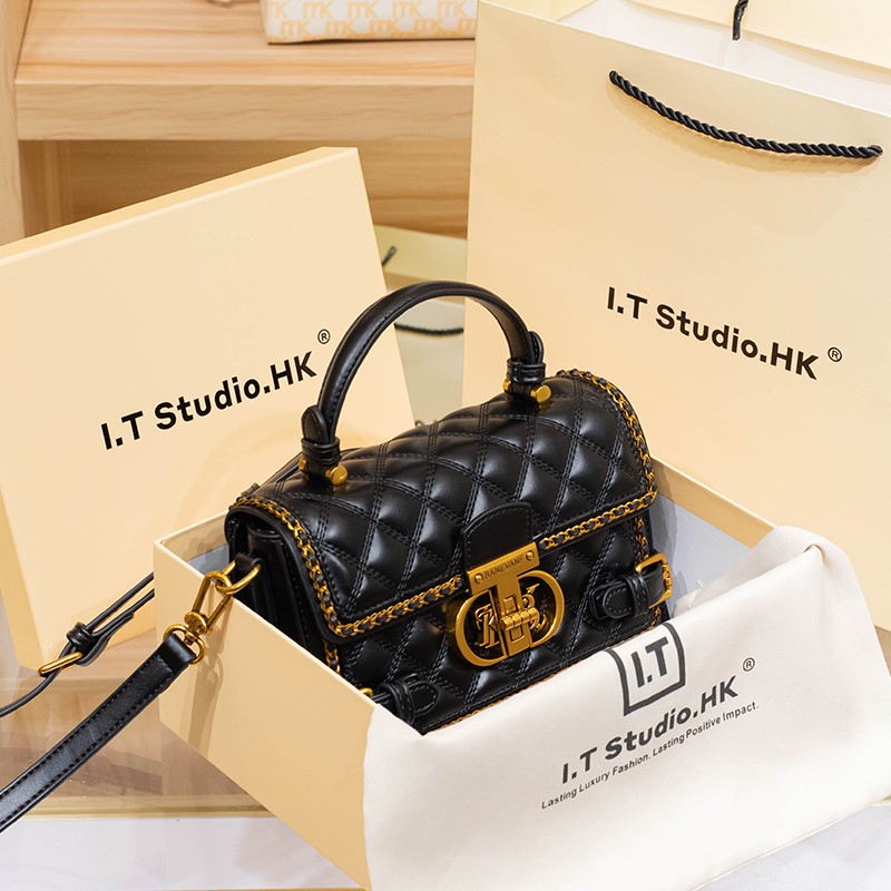 Tas tangan wanita asli berlian - Interior Design Grid ulasan dan harga